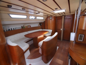 Leblon saloon